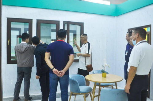 湖南省國(guó)防科技工業(yè)局技術(shù)開(kāi)發(fā)中心領(lǐng)導(dǎo)蒞臨合和集團(tuán)參觀考察